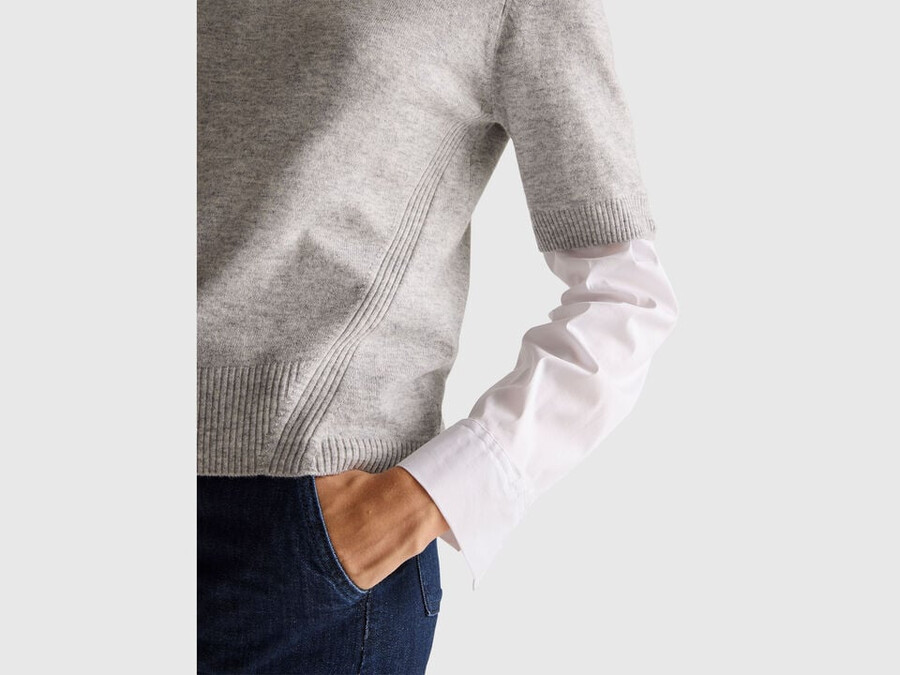 light gray short sleeve turtleneck in cashmere blend