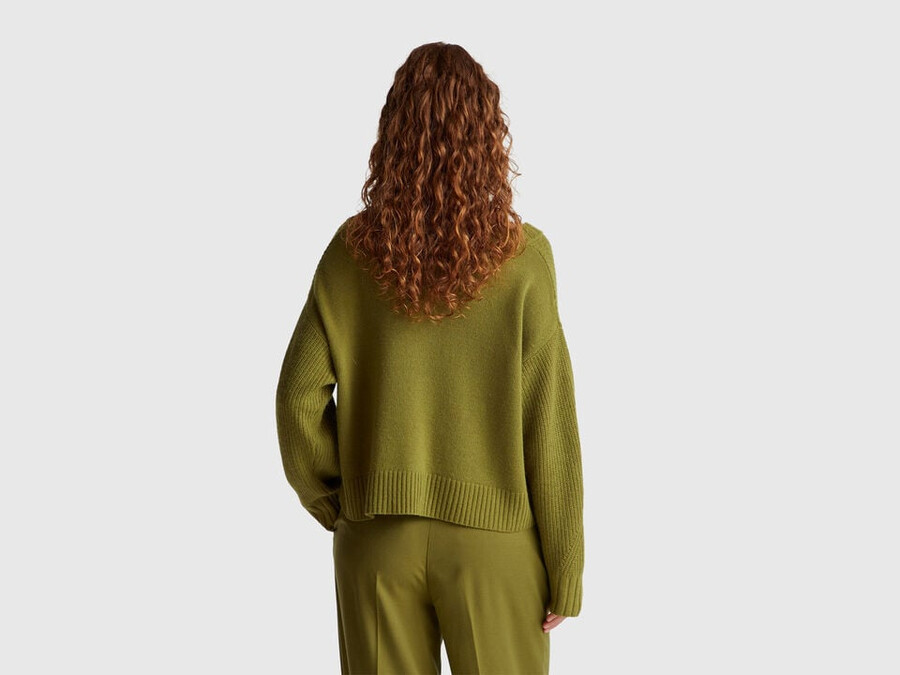 v-neck sweater in wool blend