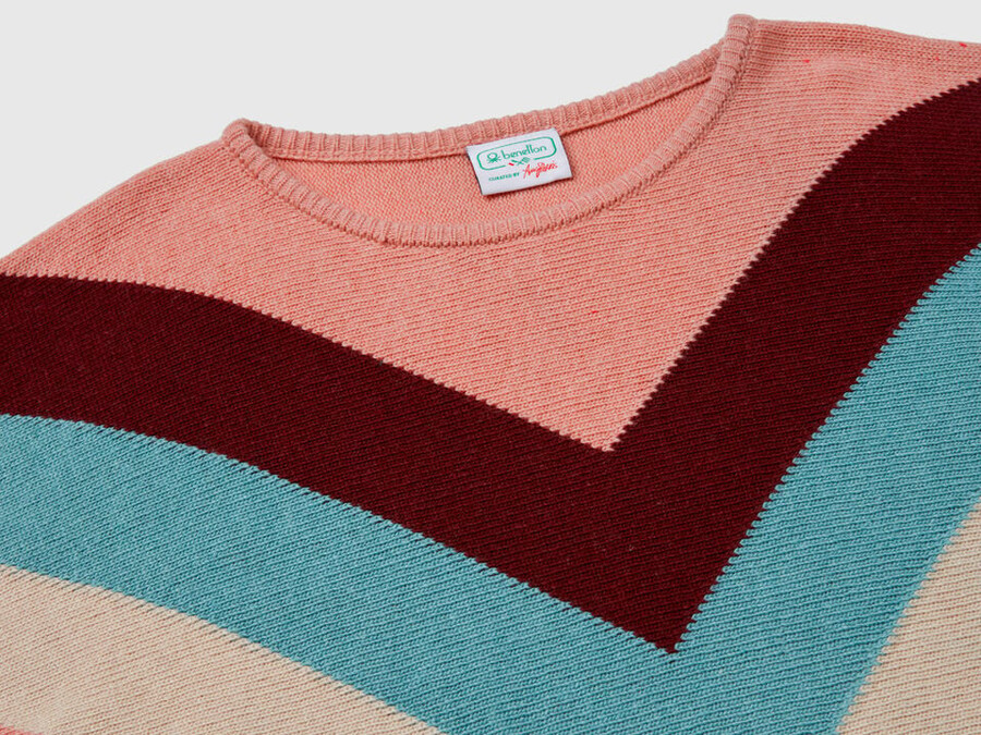 sweater with stranger things inlay