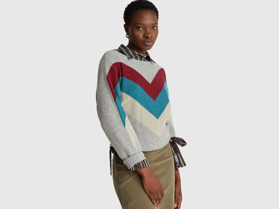 sweater with stranger things inlay