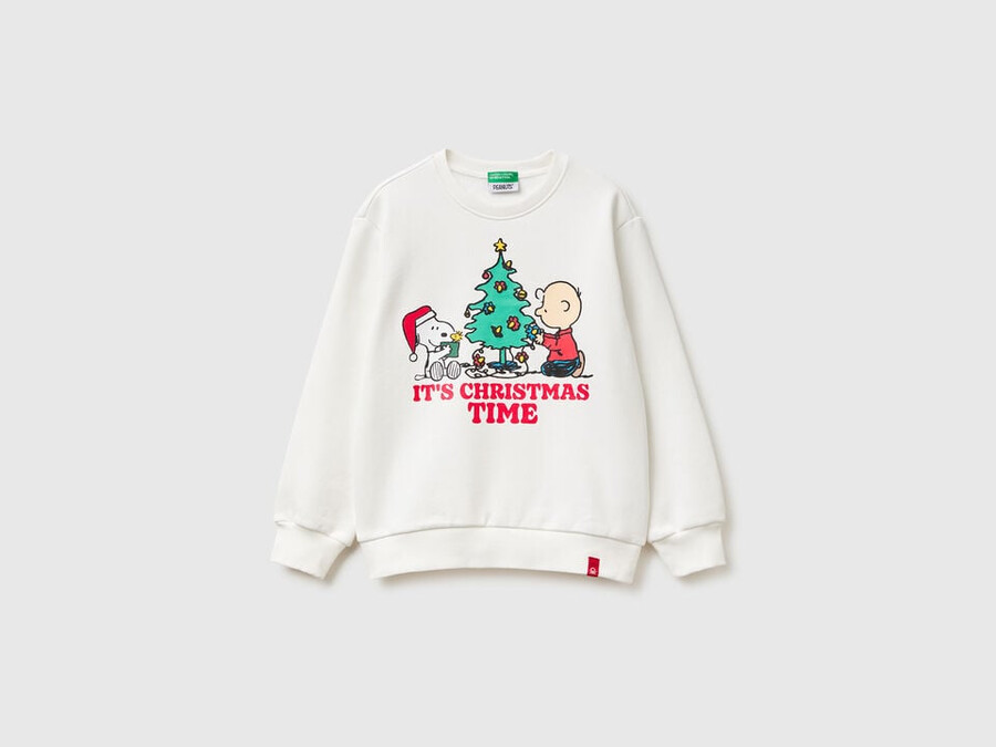 warm ©peanuts christmas sweatshirt