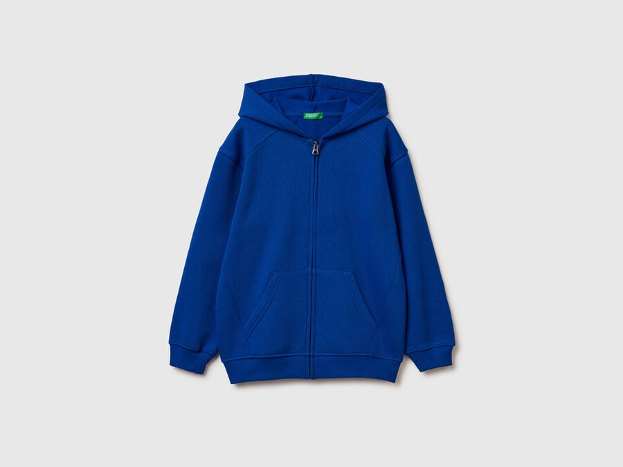 sweatshirt with print