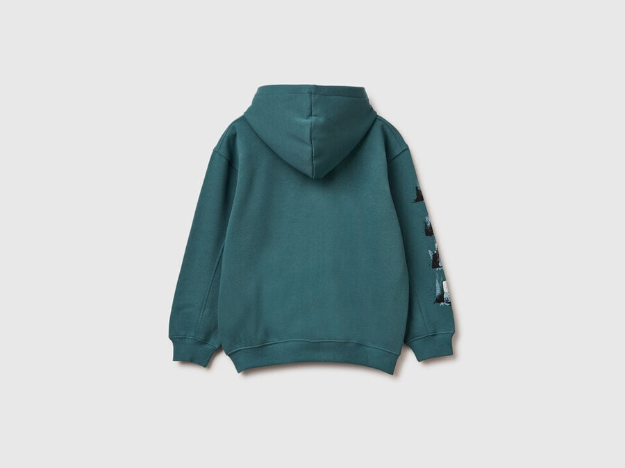 sweatshirt with print