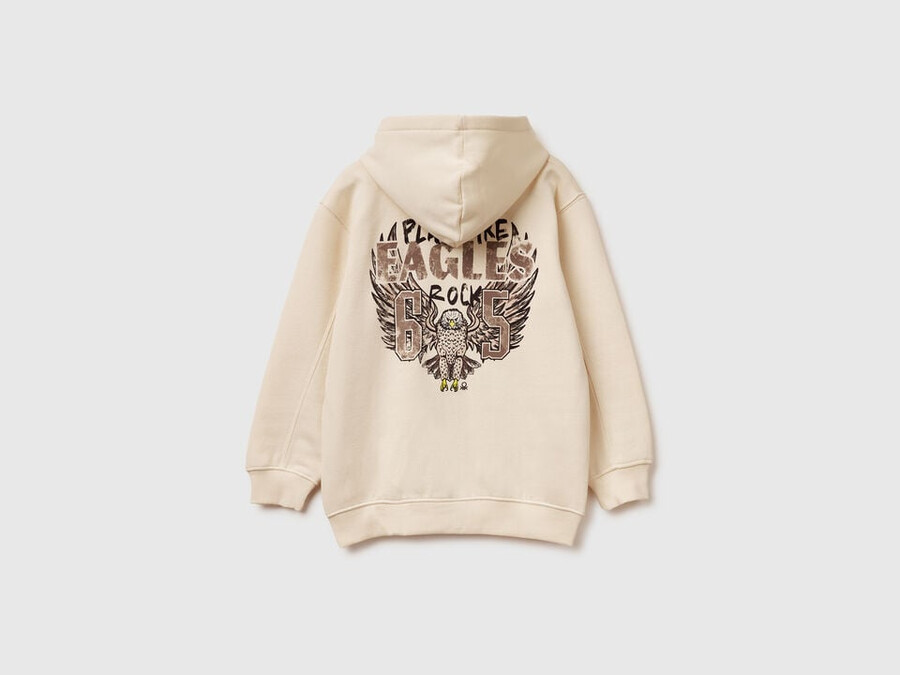 sweatshirt with print