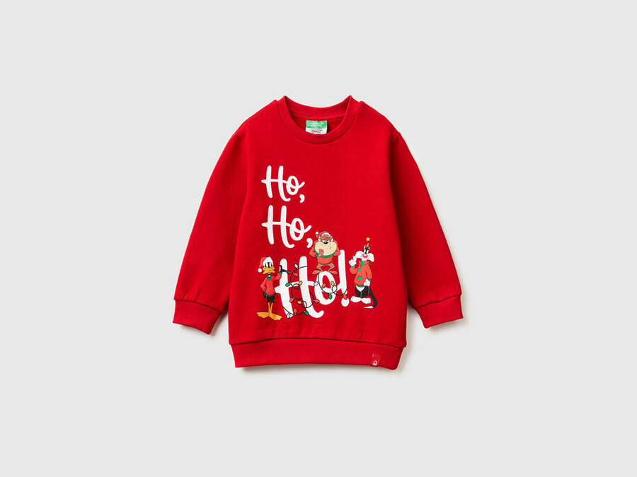 warm ©looney tunes christmas sweatshirt
