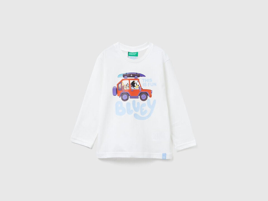 t-shirt with bluey ©ludo studio print