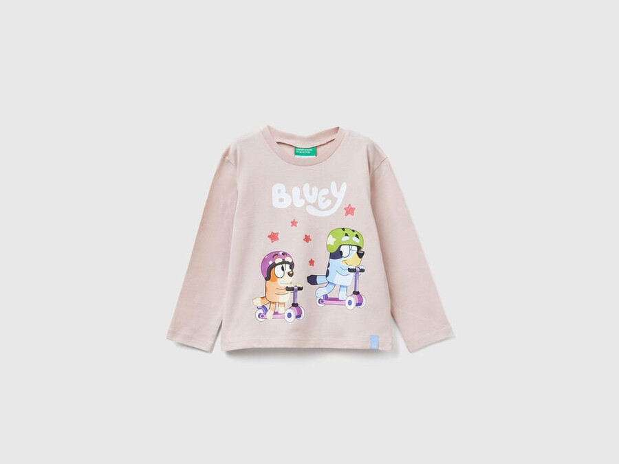t-shirt with bluey ©ludo studio print