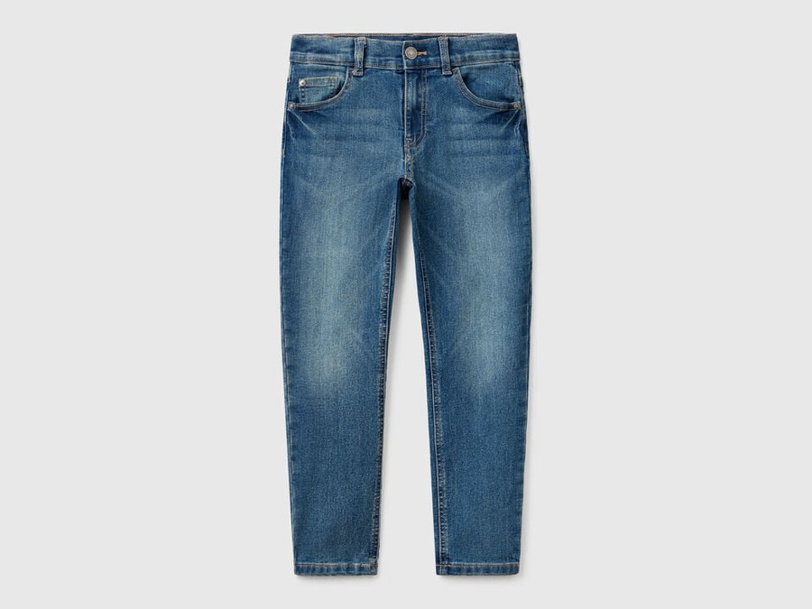 skinny fit jeans