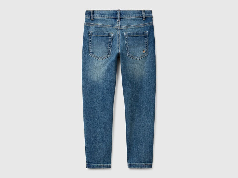 skinny fit jeans