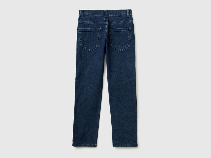 slim fit jeans