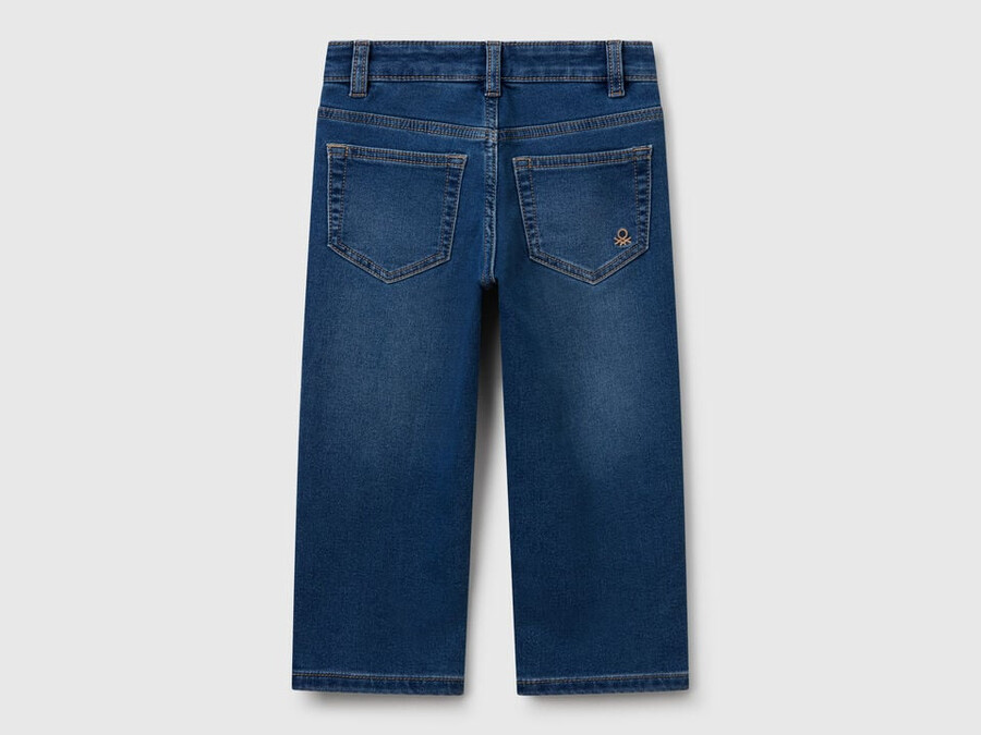 straight leg jeans