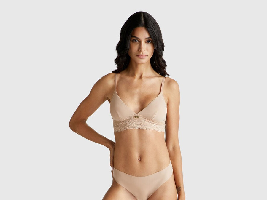 triangle bra with lace