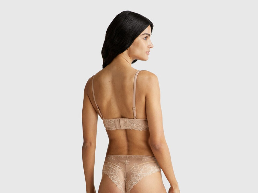 triangle bra with lace
