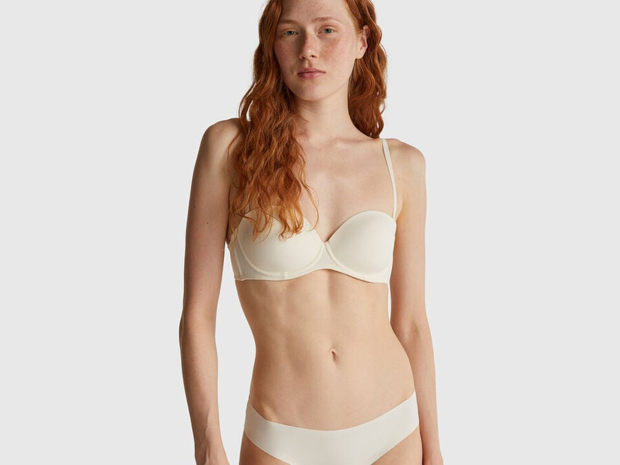 bra with removable straps