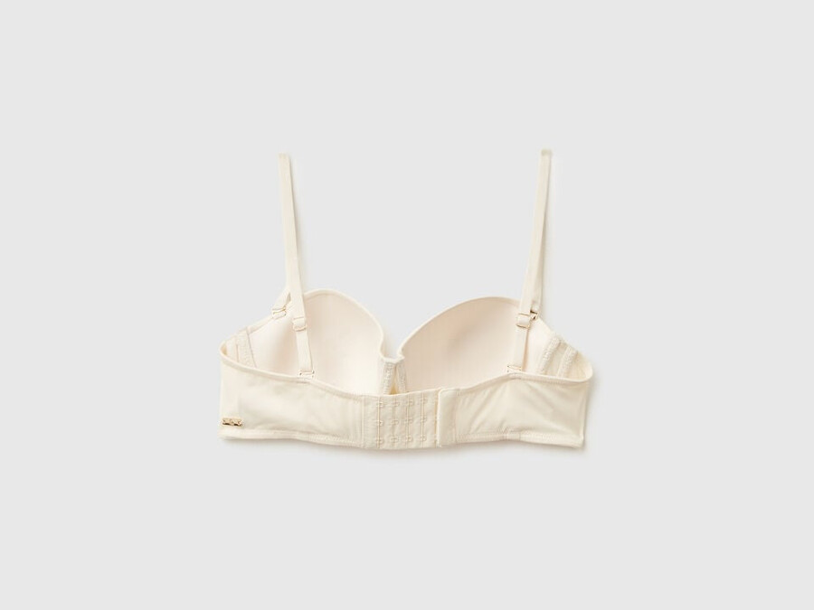 bra with removable straps