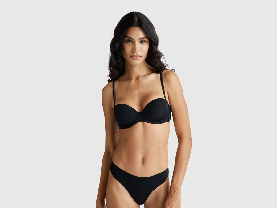 bra with removable straps