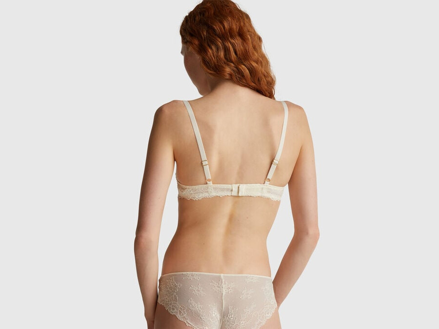 padded bra with lace