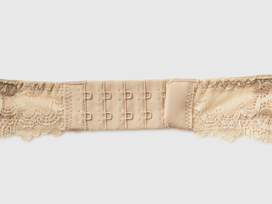padded bra with lace