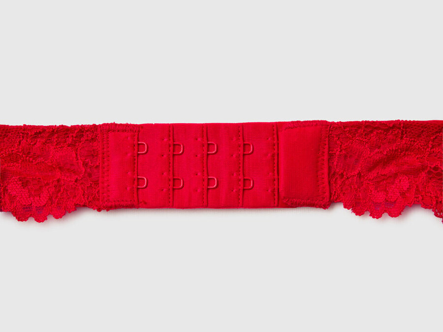 red padded bra with lace